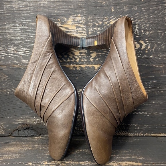 Sofft Brown Slip-on Mules Size 9.5M - Picture 4 of 12